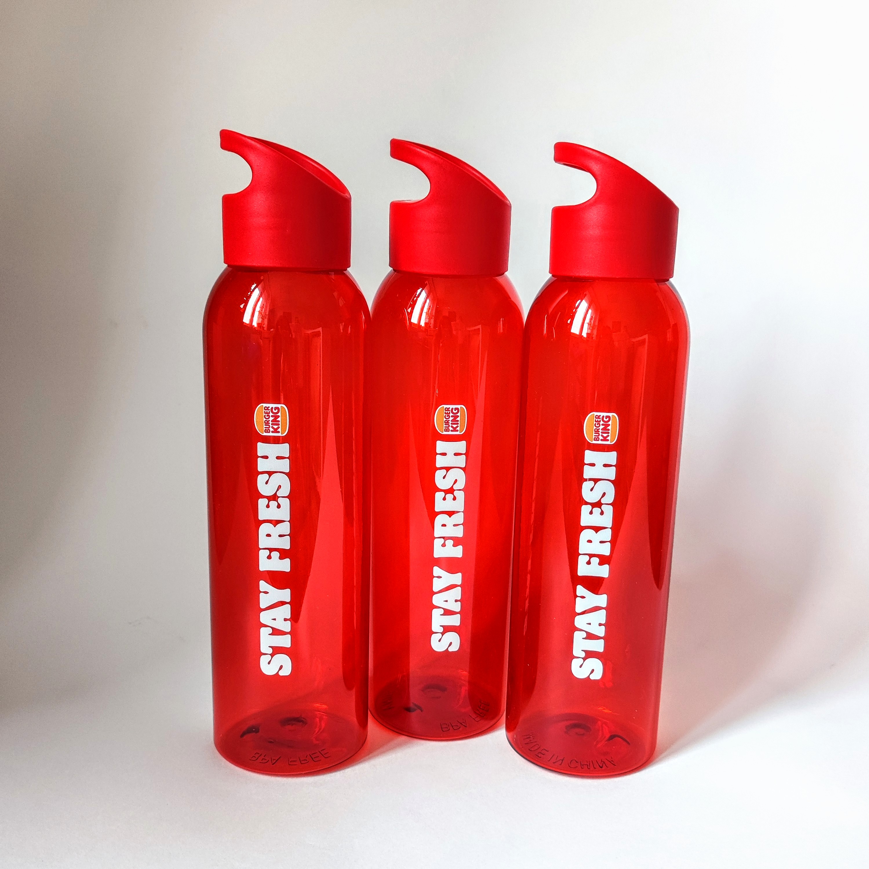 бутылка с логотипом