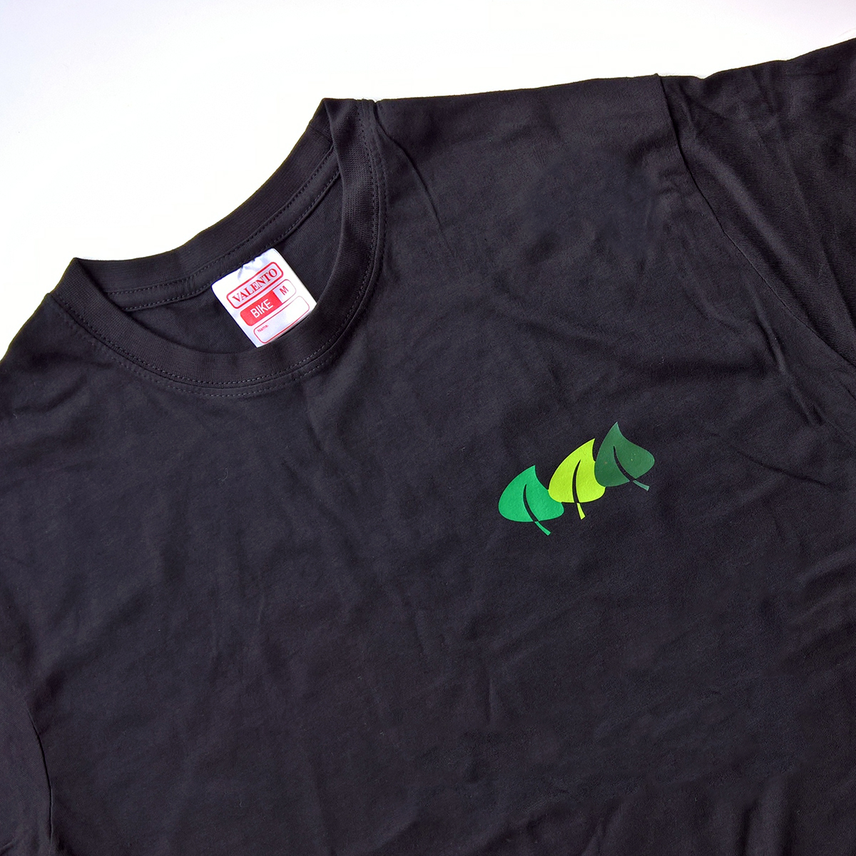 Футболка с логотипом компании