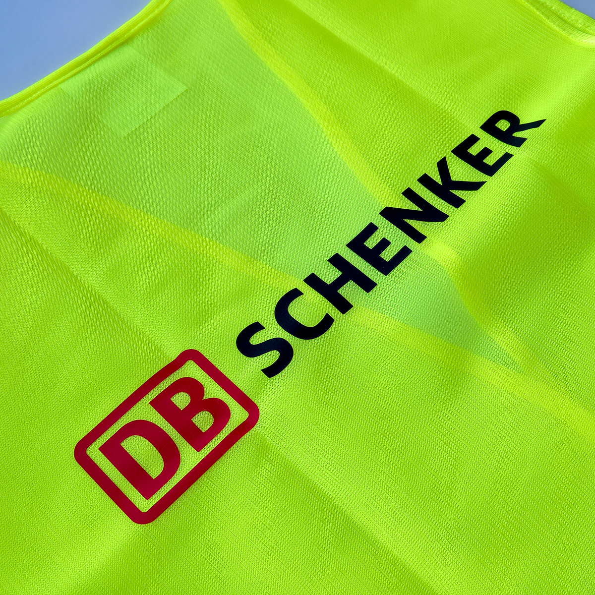 брендированный светоотражающий жилет